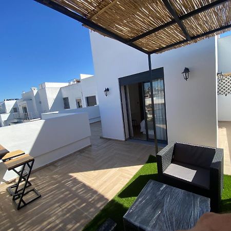 Spacious New 1-Bedroom Unit In Downtown W Terrace And Free Parking Casa Blanca Exterior foto